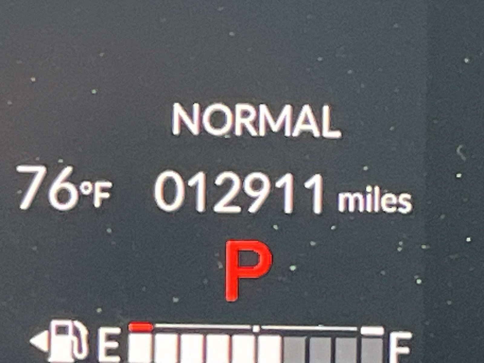 Used 2025 Honda HR-V LX image 41