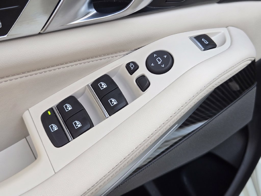 Used 2023 BMW X5 M50i w/ Executive Package AWD/4WD image 11
