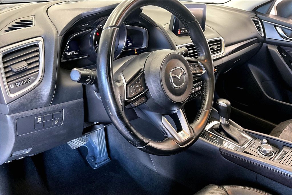 Used 2017 MAZDA MAZDA3 Grand Touring FWD image 13