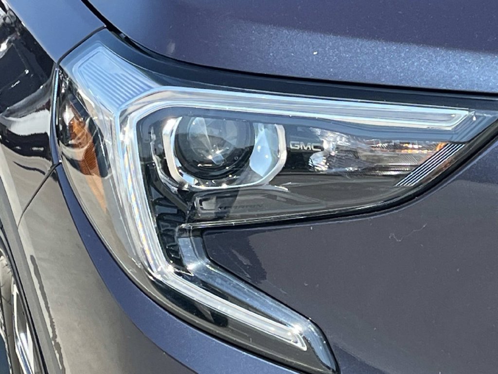 Used 2019 GMC Terrain SLT w/ Preferred Package FWD image 9
