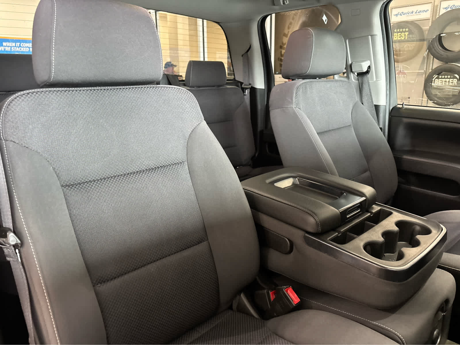 Used 2018 GMC Sierra 1500 SLE w/ SLE Value Package AWD/4WD image 37