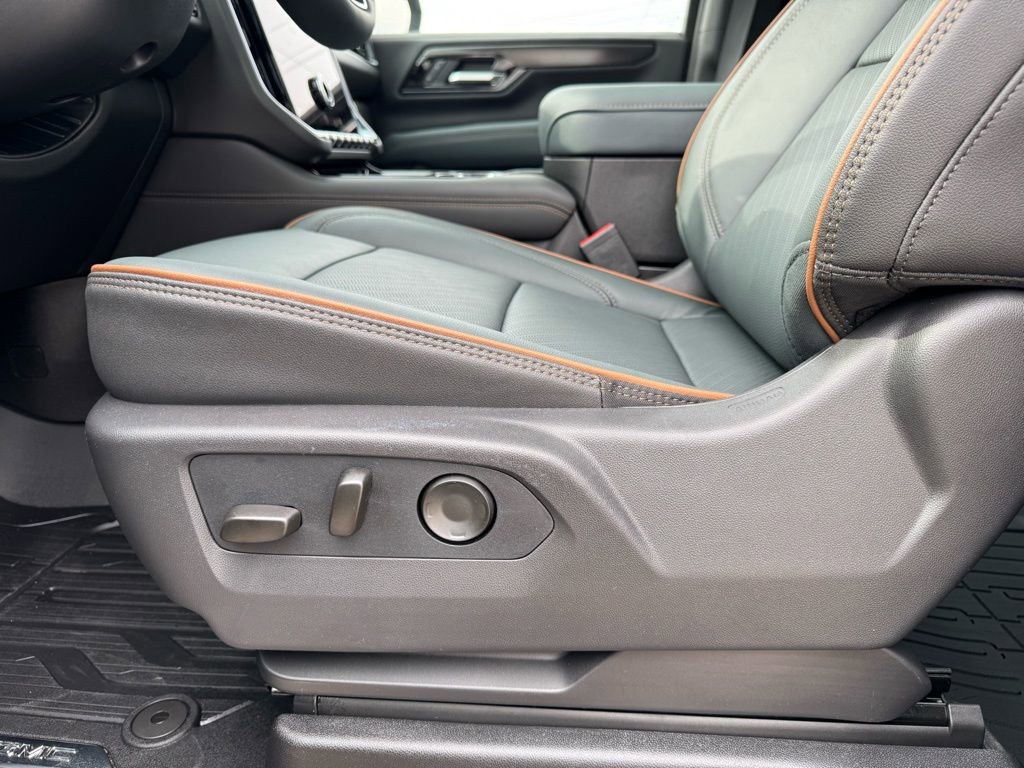 New 2026 GMC Yukon AT4 w/ AT4 Premium Plus Package image 22