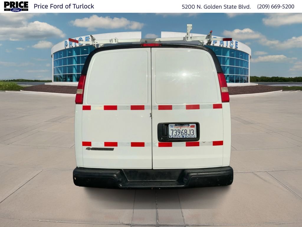 Used 2018 Chevrolet Express 2500 image 6