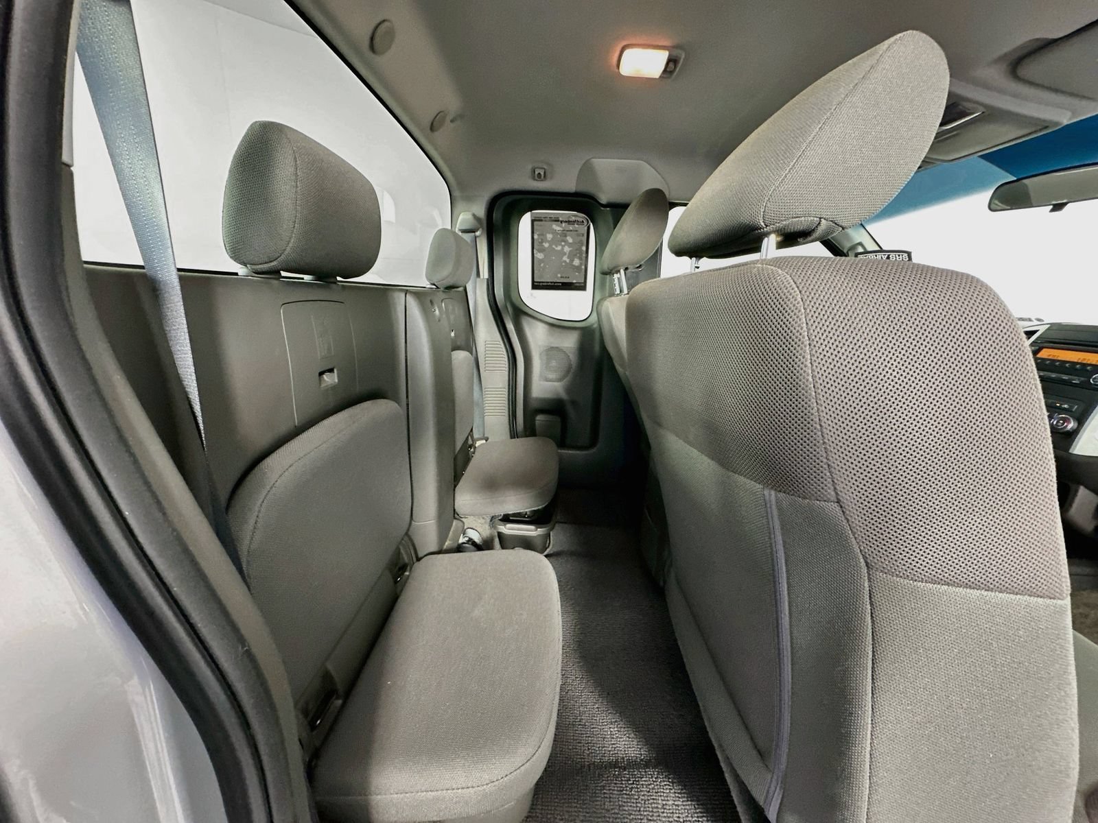 Used 2015 Nissan Frontier S RWD image 23