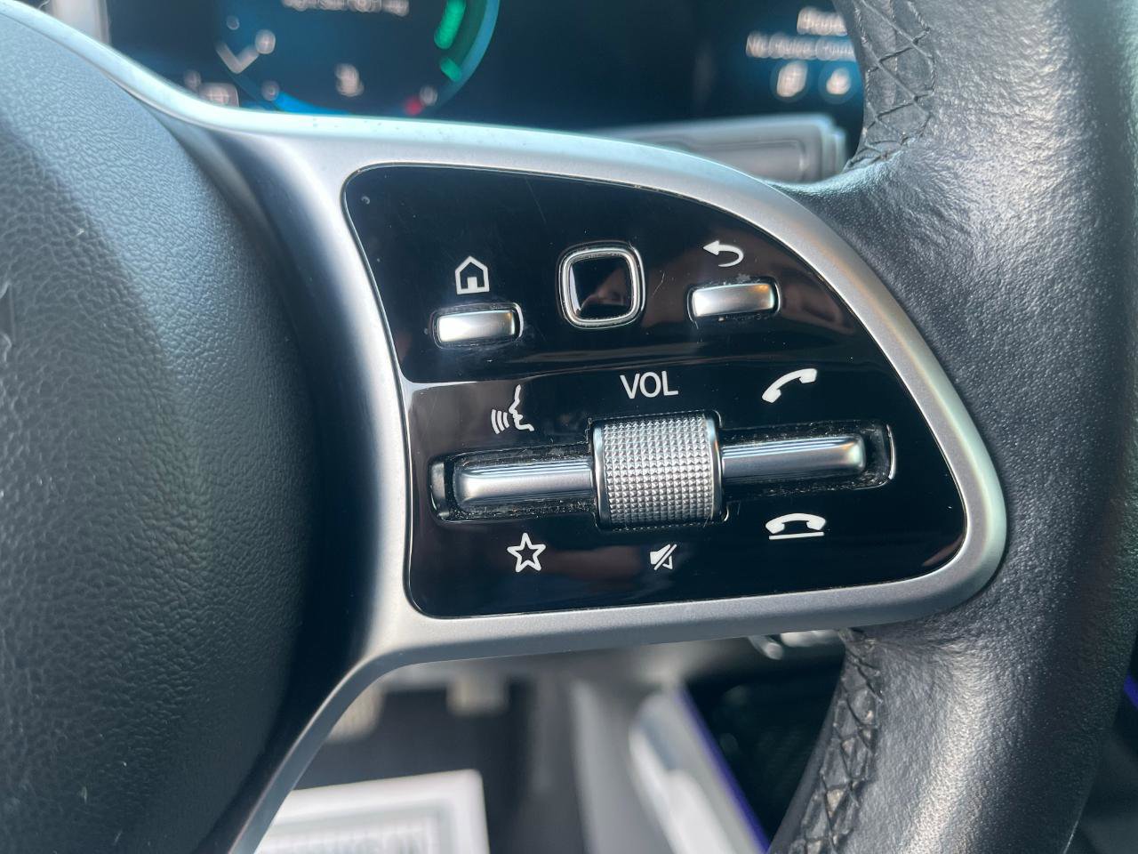 Used 2020 Mercedes-Benz GLB 250 GLB 250 4MATIC w/ Premium Package image 26