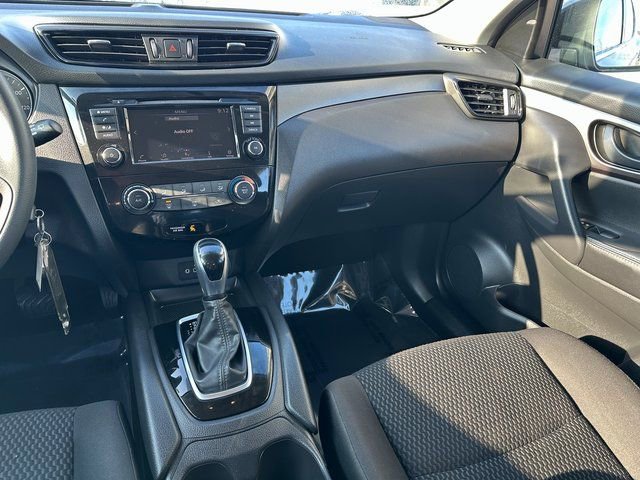 Used 2019 Nissan Rogue Sport S w/ Appearance Package image 15