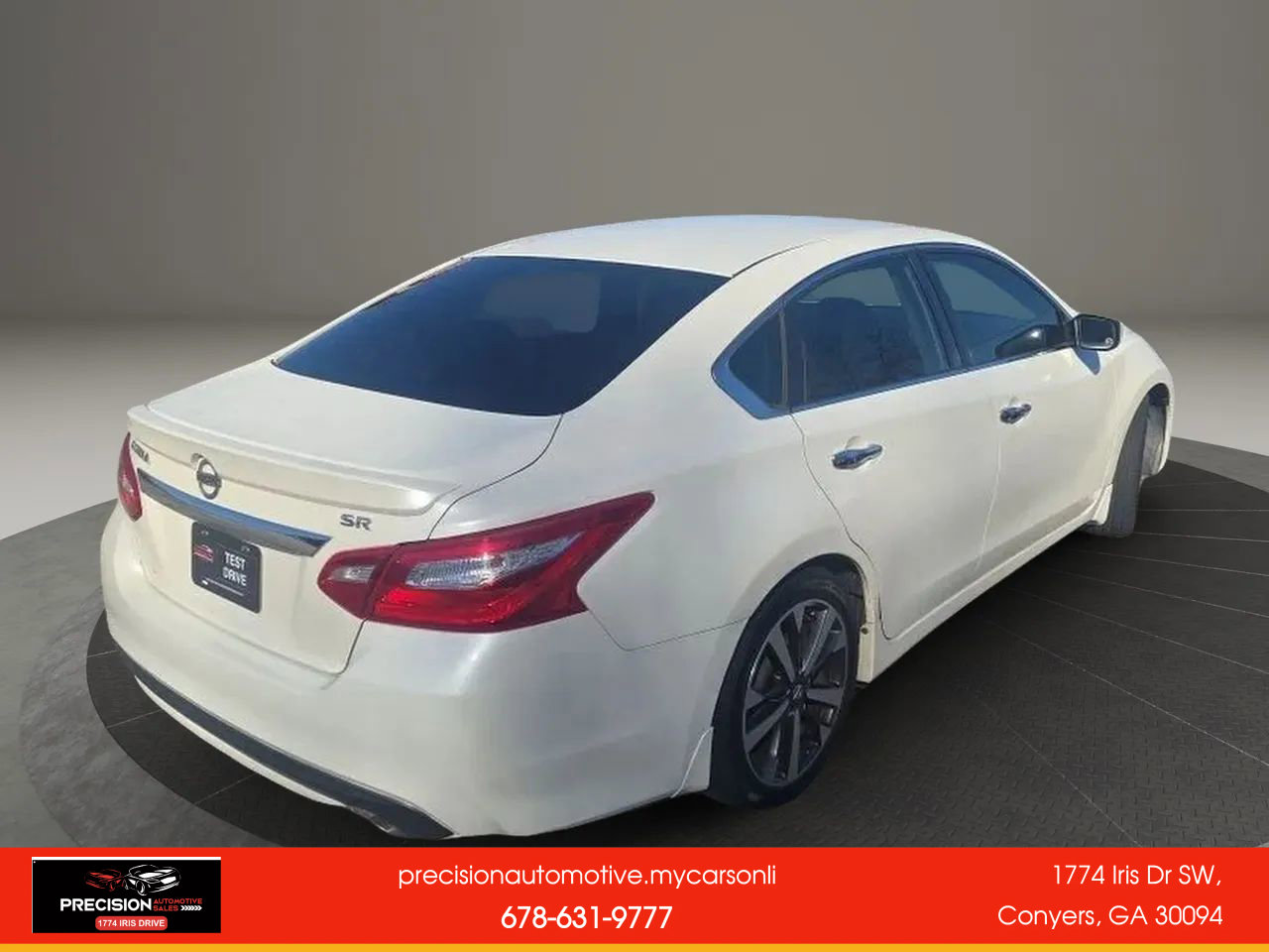 Used 2016 Nissan Altima 2.5 SR w/ LED Appearance Package image 6