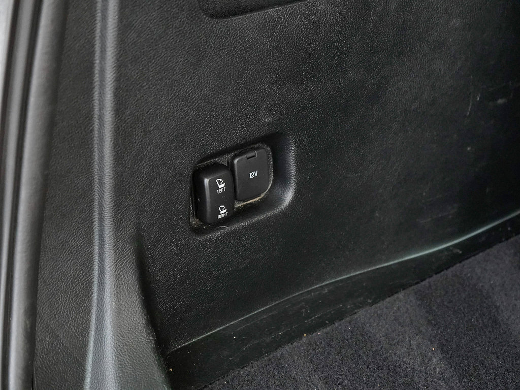 Used 2021 Ford Edge Titanium FWD image 25