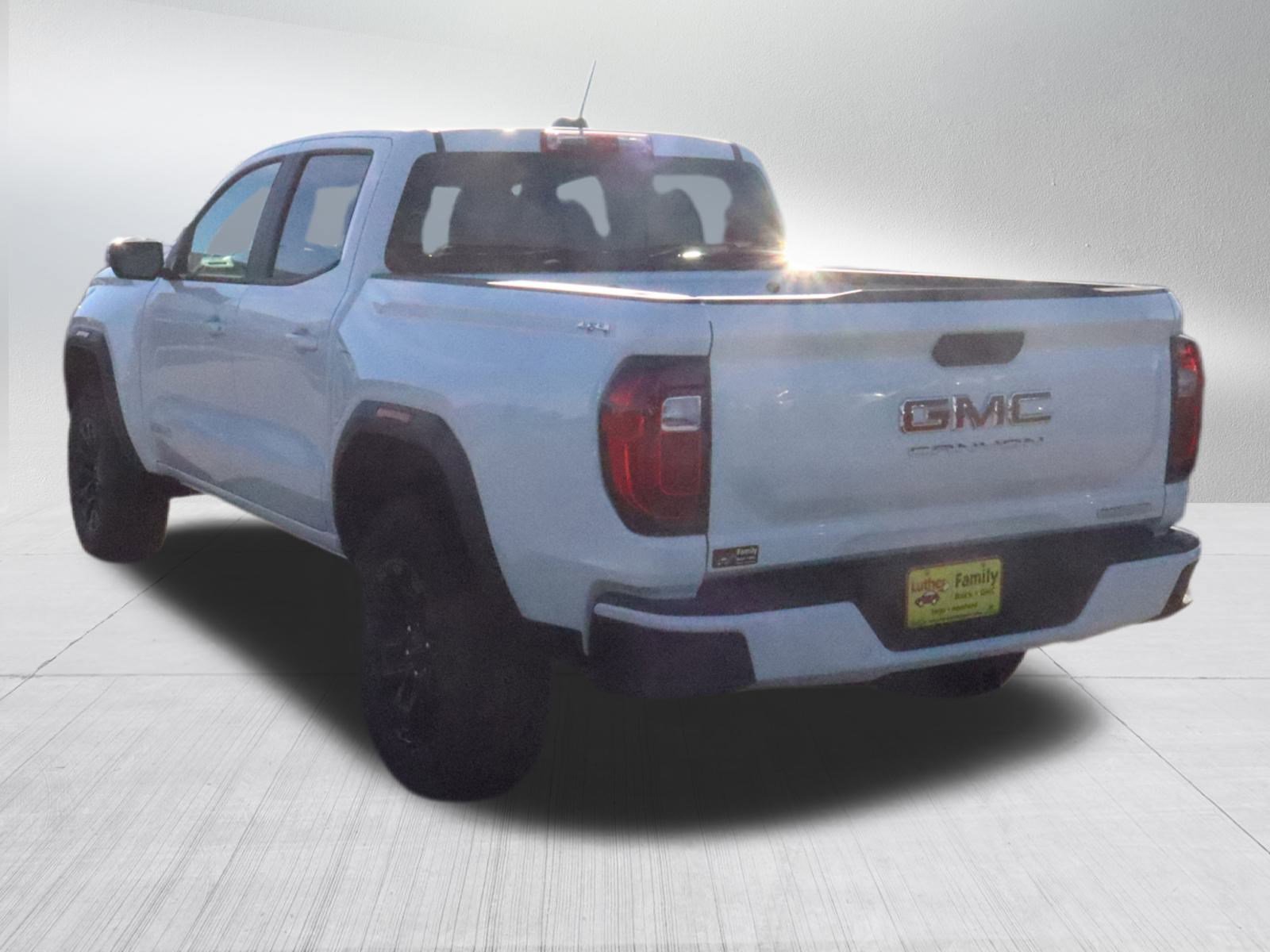 New 2026 GMC Canyon Elevation w/ Convenience Package image 5