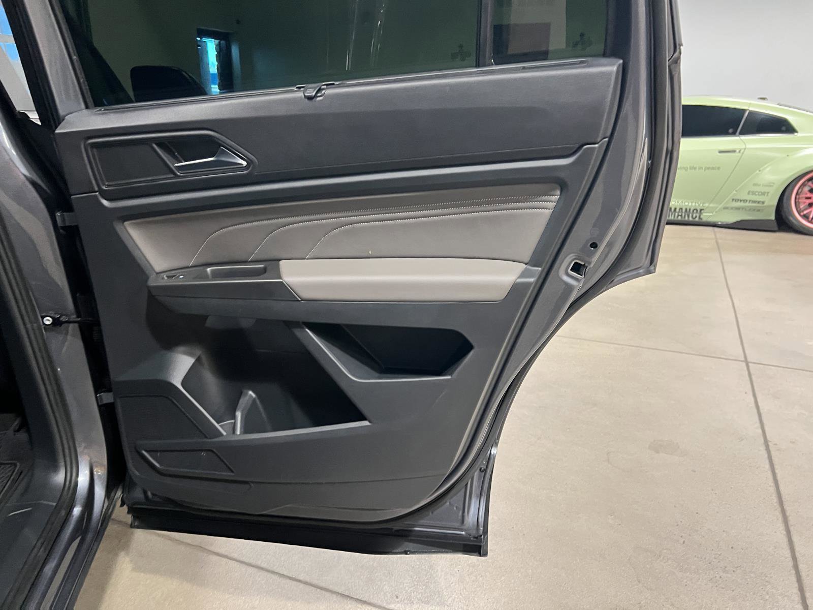 Used 2022 Volkswagen Atlas SE AWD/4WD image 38