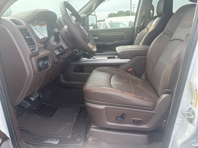 New 2025 RAM 2500 Limited image 18