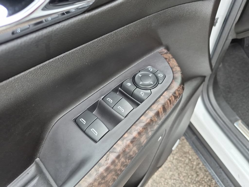 Used 2022 GMC Acadia Denali w/ Denali Ultimate Package FWD image 20