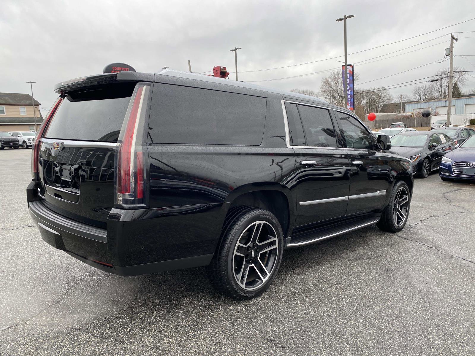 Used 2020 Cadillac Escalade ESV Luxury image 7