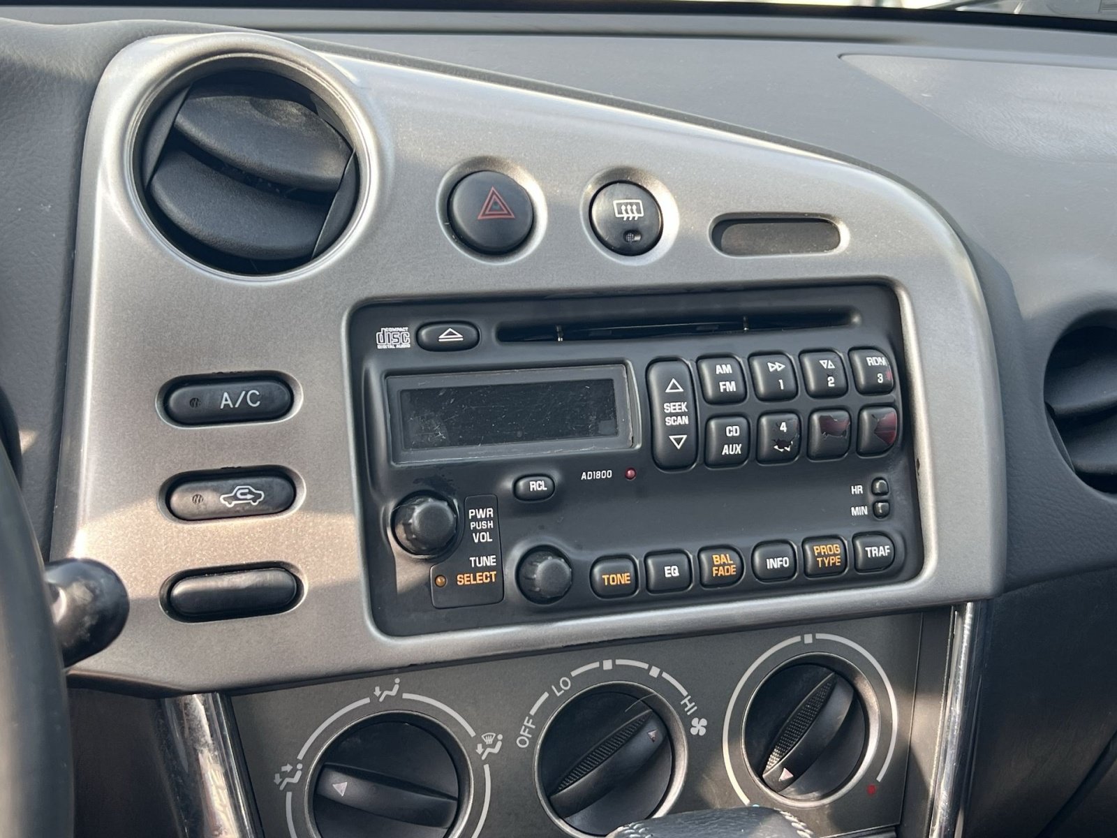 Used 2004 Toyota Matrix XR FWD image 15
