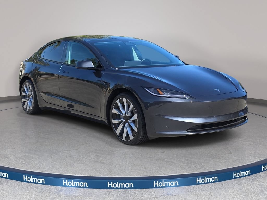 Used 2025 Tesla Model 3 Long Range AWD/4WD image 4