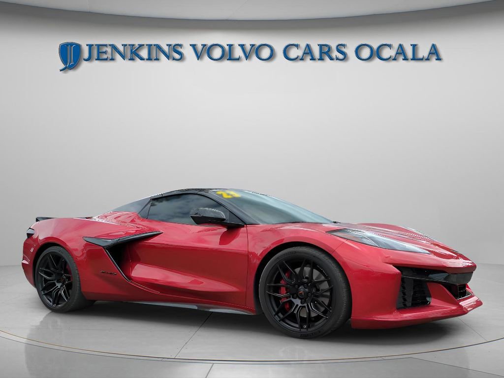 Used 2023 Chevrolet Corvette Z06 RWD image 1