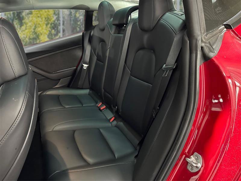 Used 2022 Tesla Model 3 image 14