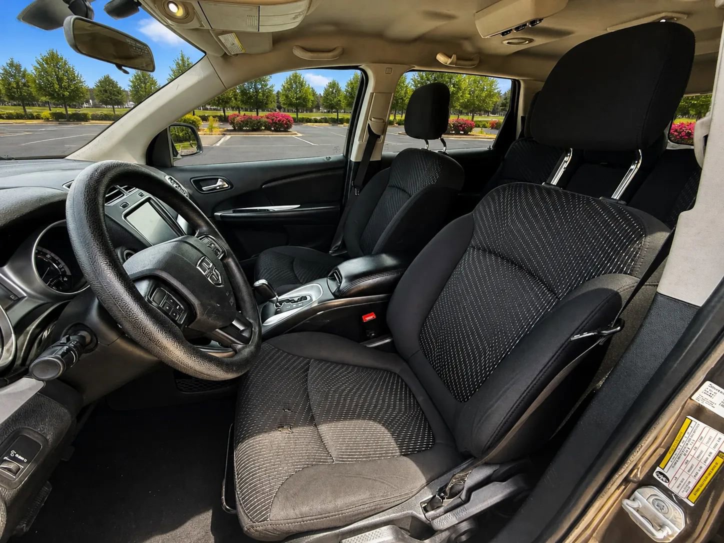 Used 2018 Dodge Journey SXT FWD image 14