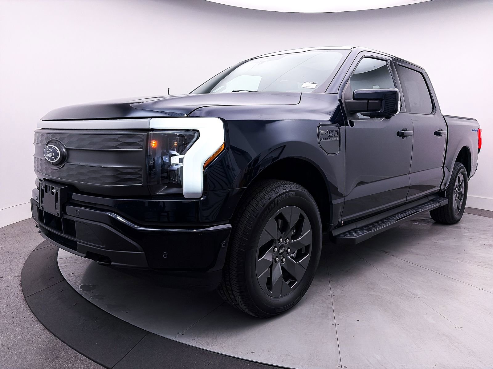 Used 2023 Ford F150 Lightning Lariat w/ Equipment Group 511A High image 14