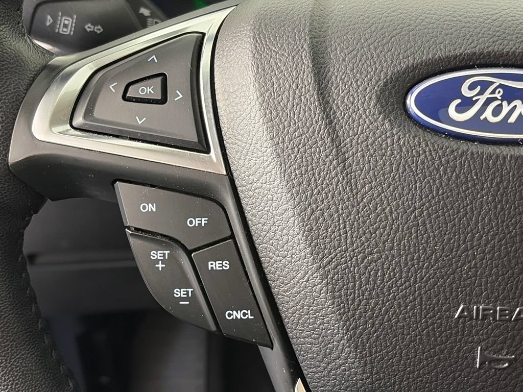 Used 2022 Ford Edge SEL w/ Convenience Package AWD/4WD image 17