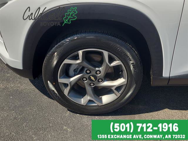 Used 2024 Chevrolet Trax LT w/ Driver Confidence Package FWD image 9