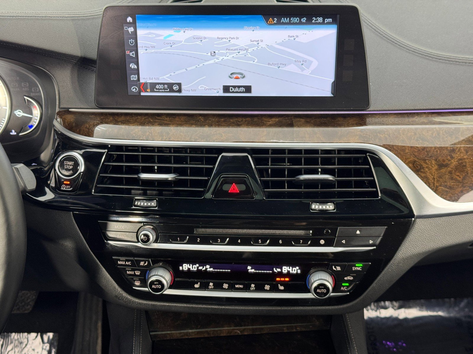 Used 2017 BMW 540i xDrive image 25