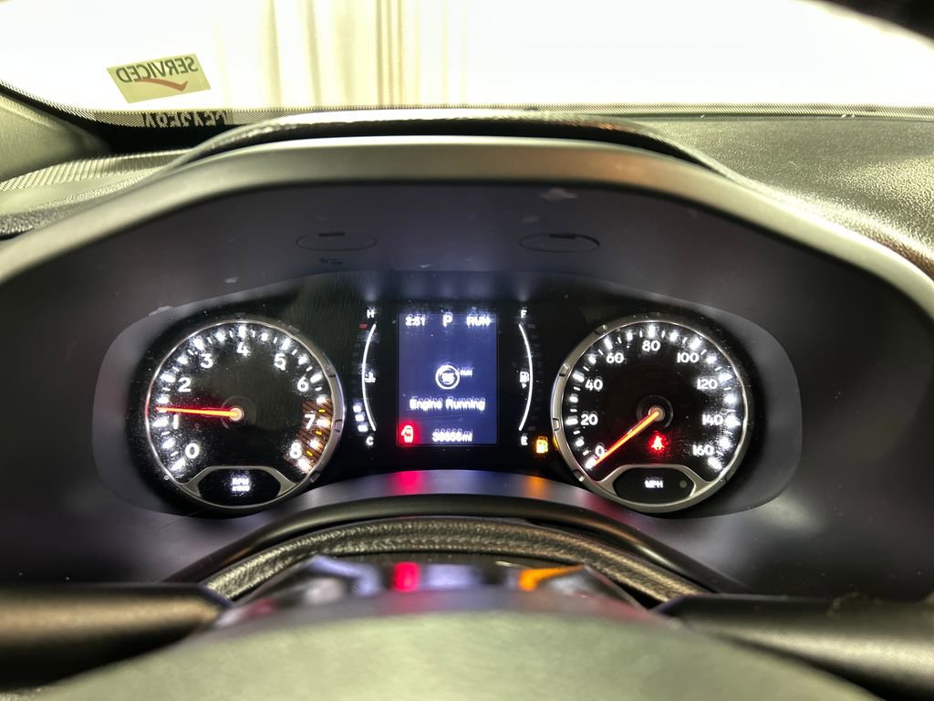 Used 2020 Jeep Renegade Latitude w/ Cold Weather Group image 15