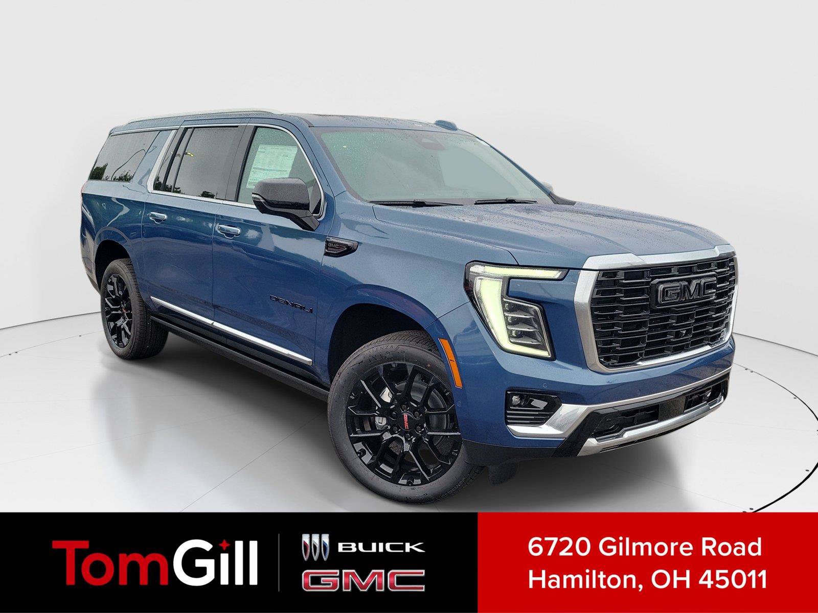 New 2026 GMC Yukon XL Denali w/ Sun & Power Step Package