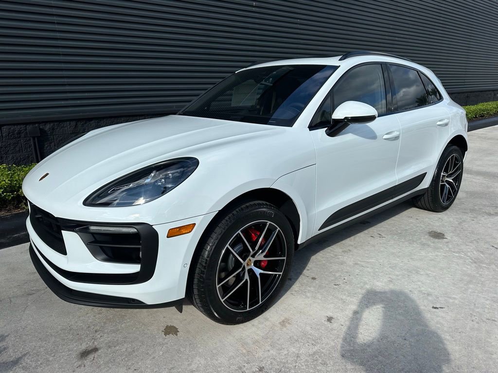 Used 2026 Porsche Macan S AWD/4WD image 7