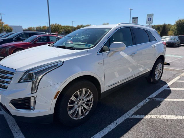 Used 2018 Cadillac XT5 AWD image 1