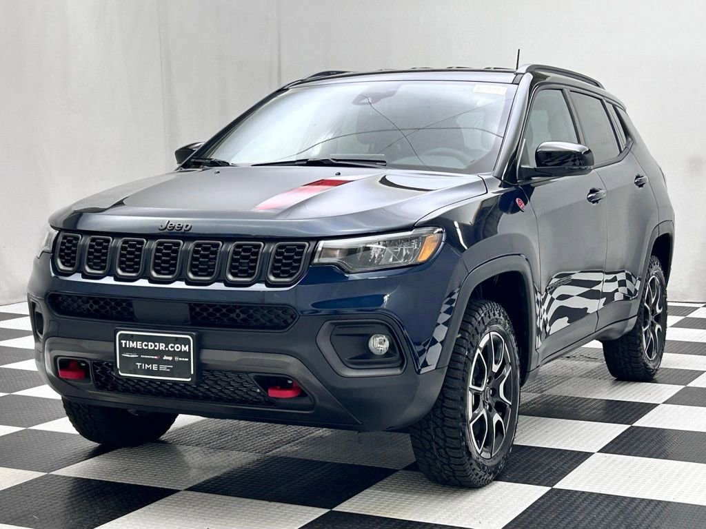 New 2026 Jeep Compass Trailhawk AWD/4WD image 4