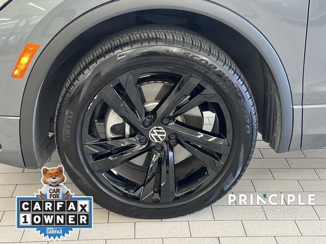 Used 2023 Volkswagen Tiguan SE R-Line FWD image 6