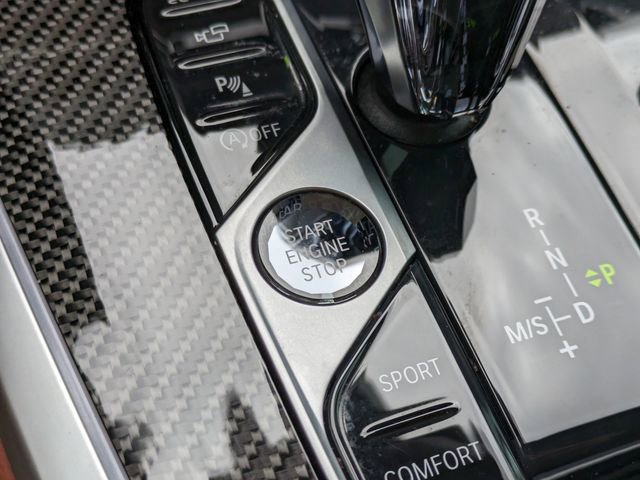 Used 2022 BMW X5 M50i w/ Executive Package image 29