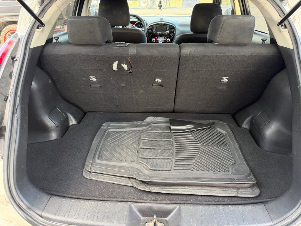 Used 2016 Nissan Juke SV FWD image 20