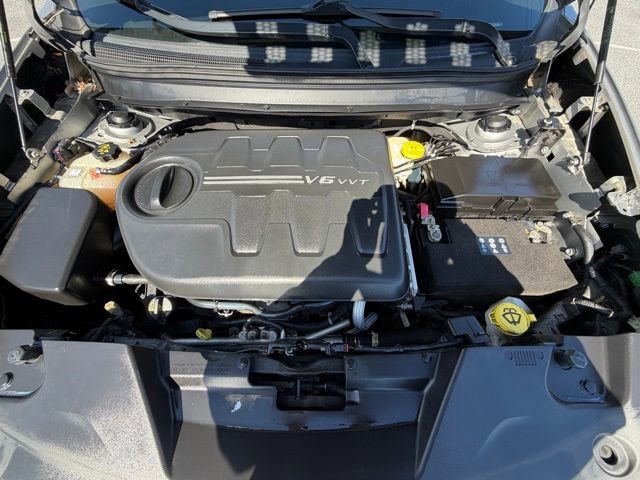 Used 2015 Jeep Cherokee Limited w/ Technology Group image 19