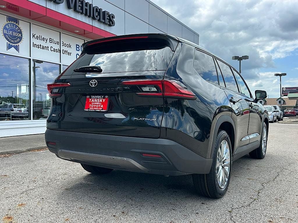 Certified 2025 Toyota Grand Highlander AWD image 5
