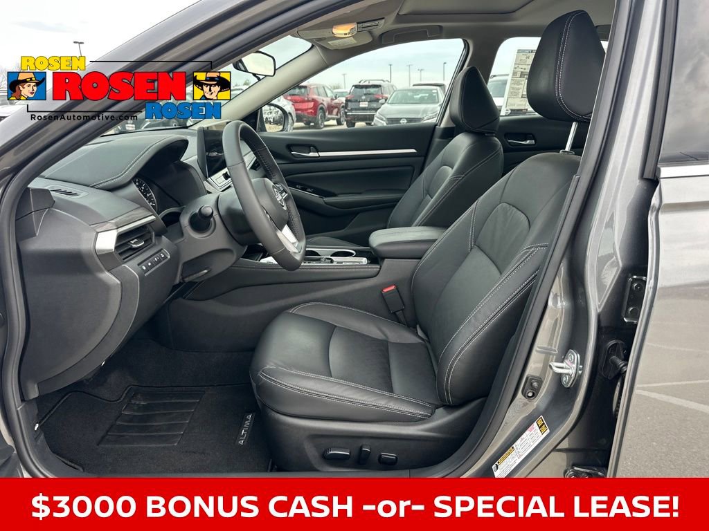 New 2025 Nissan Altima 2.5 SL image 9