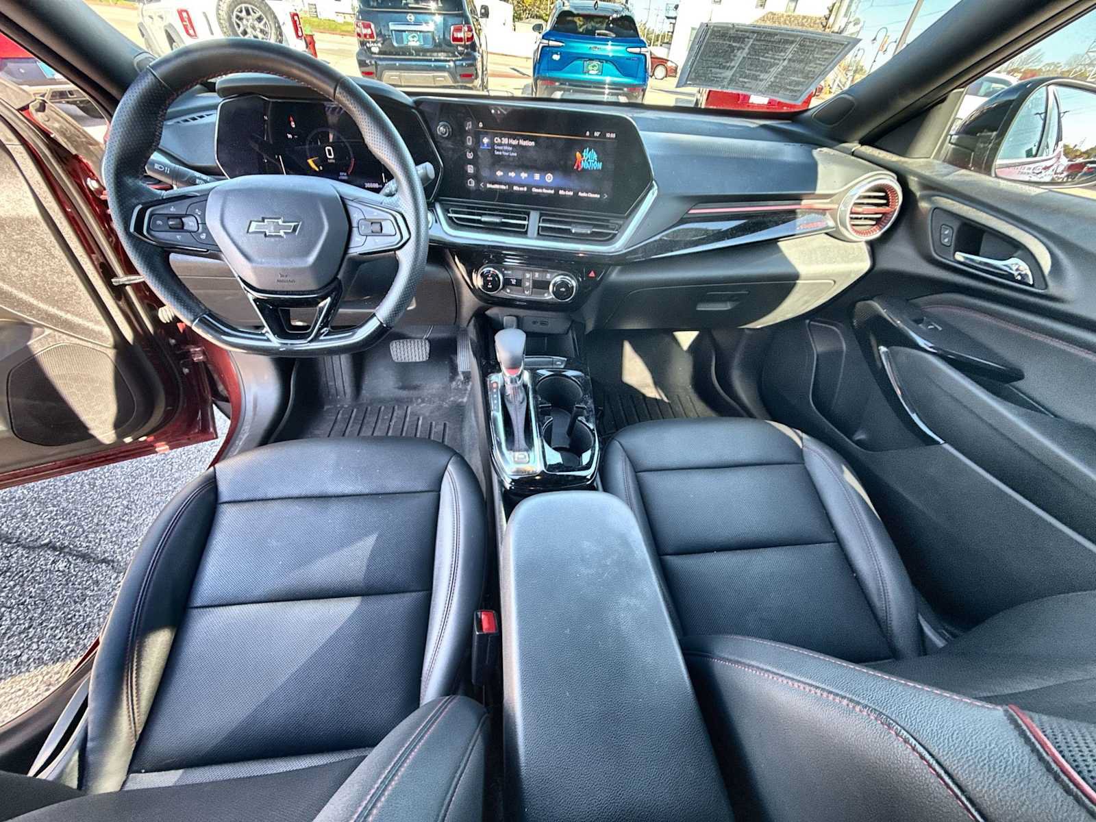 Certified 2024 Chevrolet Trax RS FWD image 19