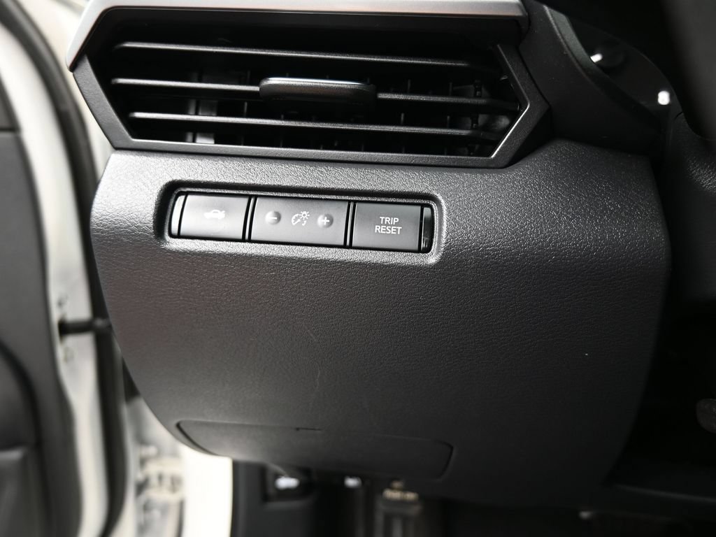 Used 2023 Nissan Altima 2.5 SV FWD image 33