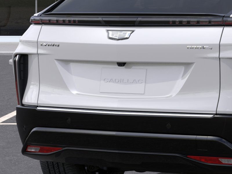 New 2025 Cadillac Lyriq Luxury image 14