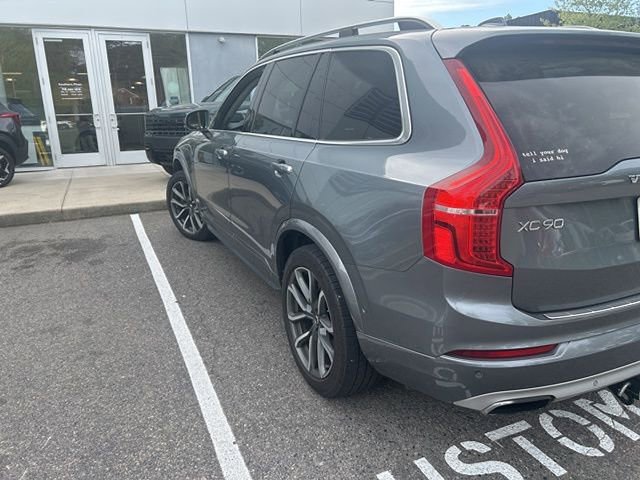 Used 2018 Volvo XC90 T6 Momentum w/ Convenience Package image 7
