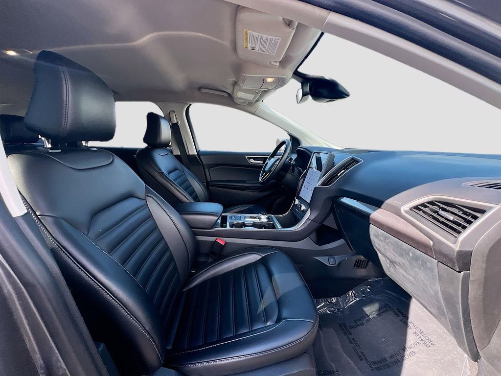 Used 2024 Ford Edge SEL image 33