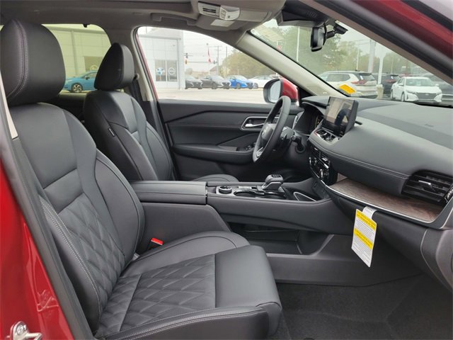 New 2026 Nissan Rogue Platinum image 19