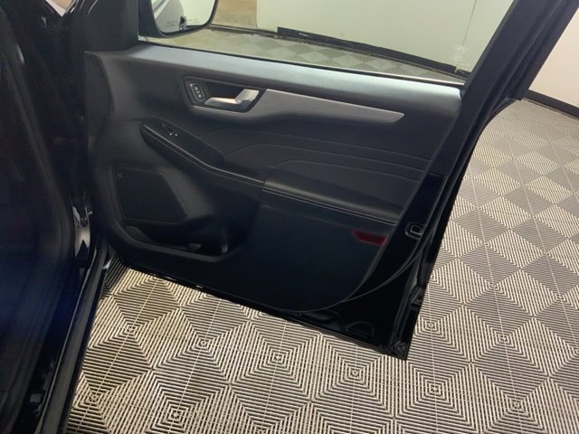 New 2026 Ford Escape SE w/ PHEV Premium Package image 32