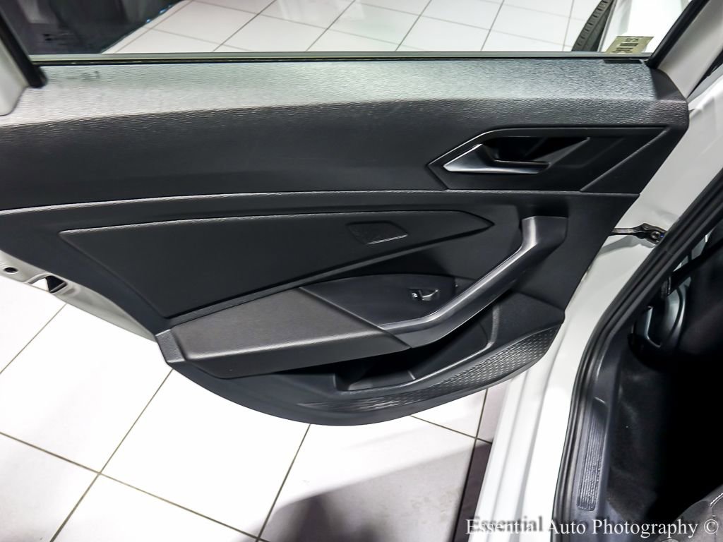 Used 2025 Volkswagen Jetta Sport FWD image 25