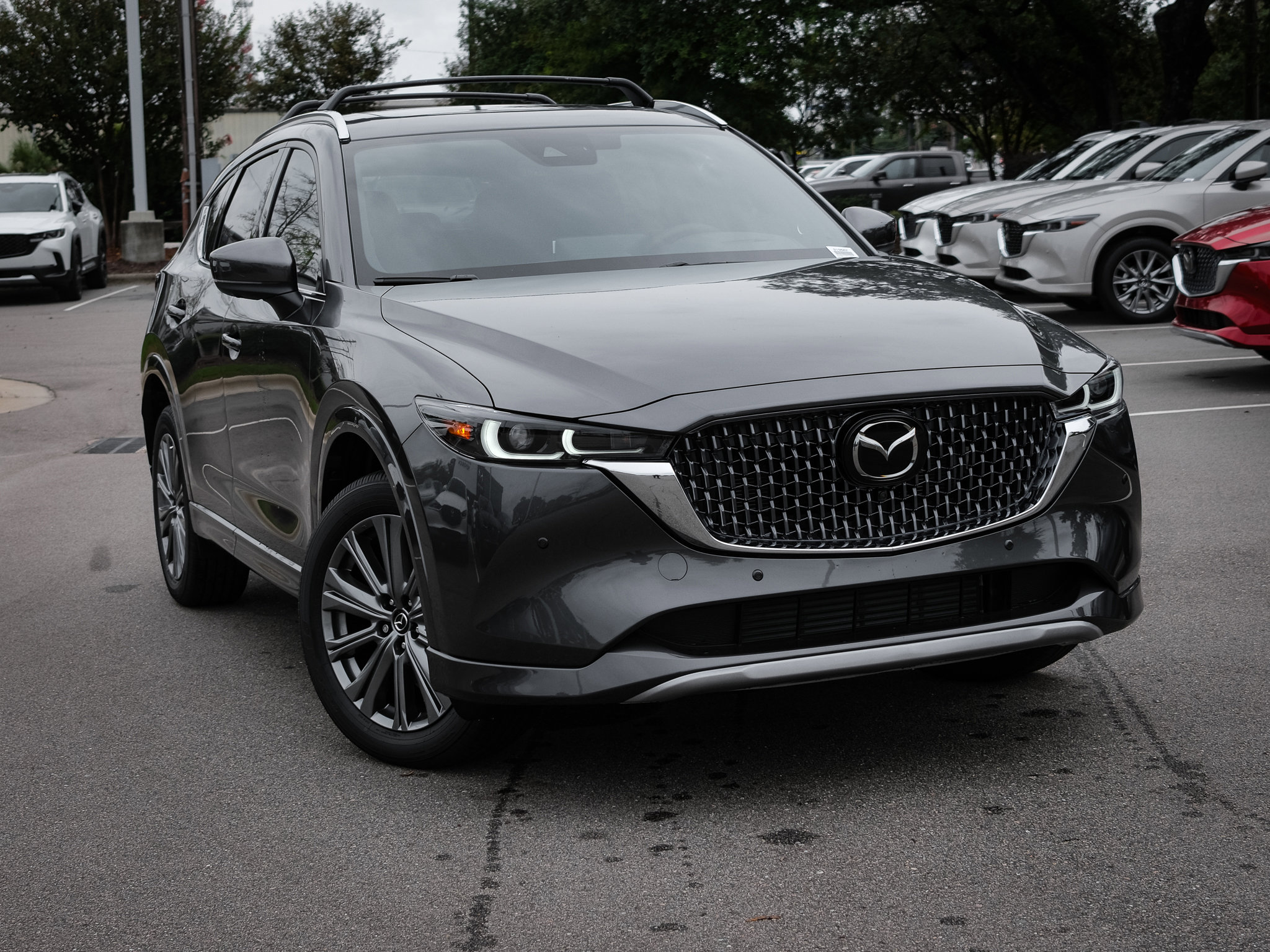 Used 2025 MAZDA CX-5 Signature AWD/4WD image 2