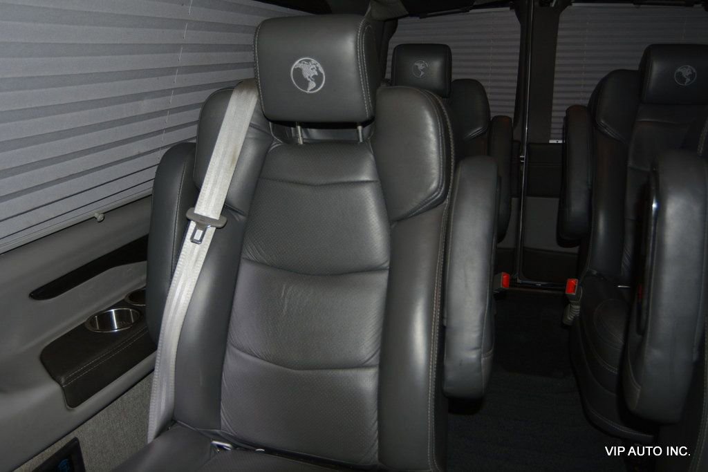 Used 2020 GMC Savana 2500 Extended w/ Enhanced Convenience Package image 35