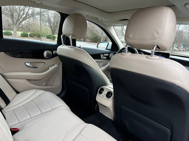 Used 2018 Mercedes-Benz C 300 4MATIC Sedan image 17
