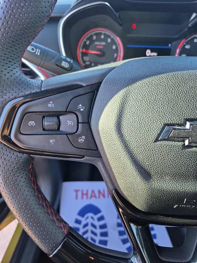 Used 2023 Chevrolet TrailBlazer RS w/ Sun and Liftgate Package FWD image 34