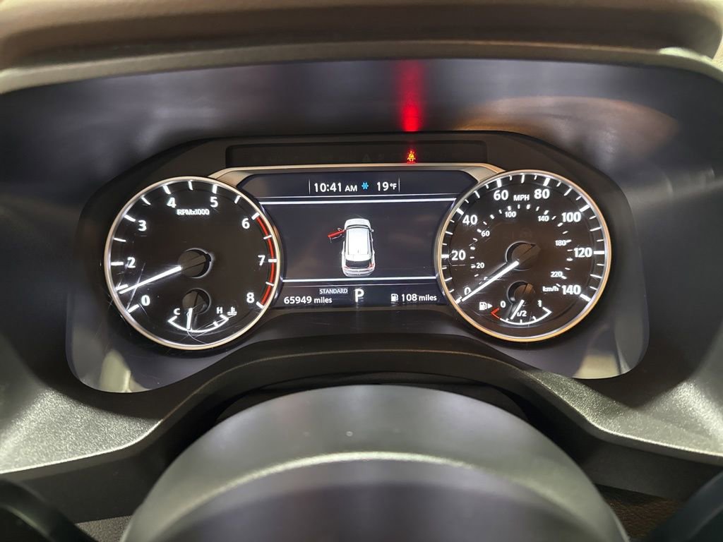 Used 2023 Nissan Rogue S image 14